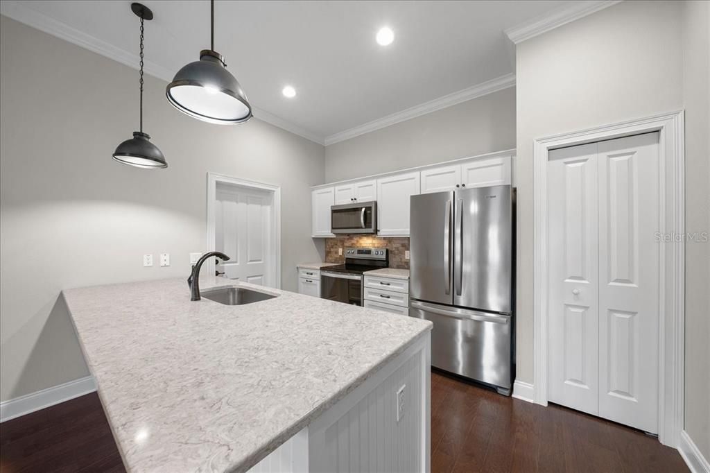 For Sale: $1,295,000 (3 beds, 2 baths, 2768 Square Feet)