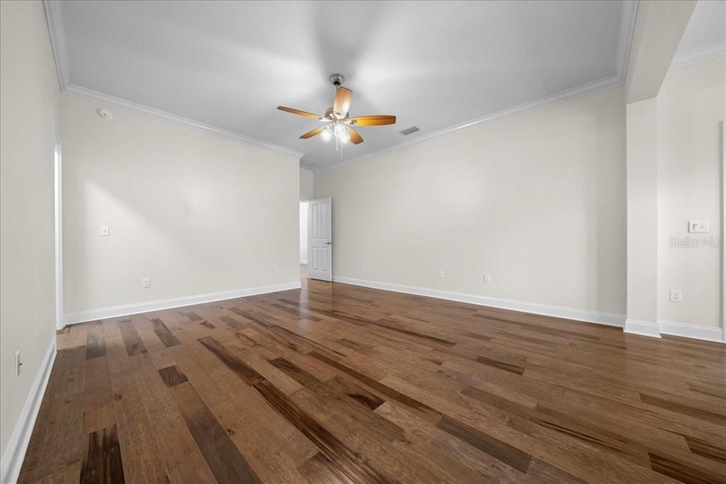 For Sale: $1,295,000 (3 beds, 2 baths, 2768 Square Feet)