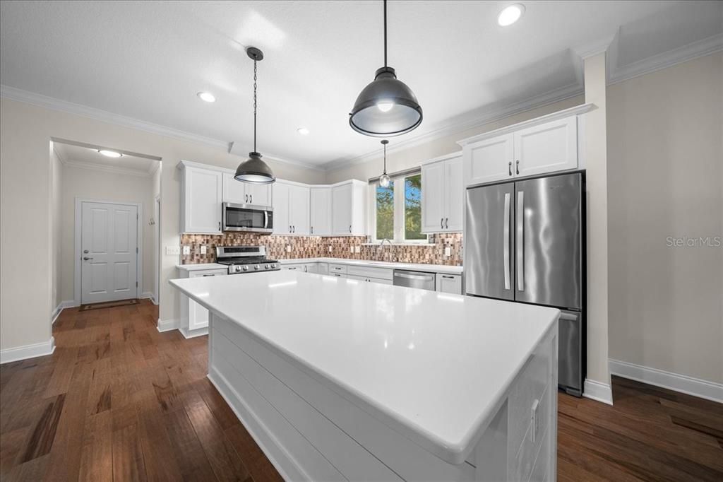 For Sale: $1,295,000 (3 beds, 2 baths, 2768 Square Feet)