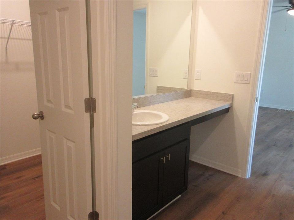 出租: $1,925 (4 贝兹, 2 浴室, 1816 平方英尺)