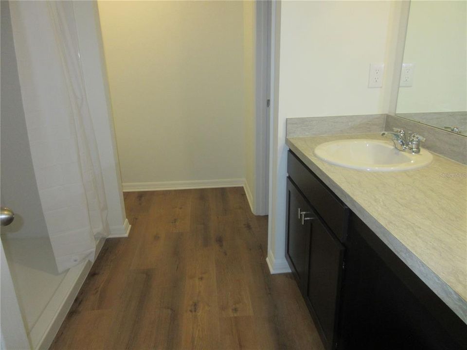 出租: $1,925 (4 贝兹, 2 浴室, 1816 平方英尺)