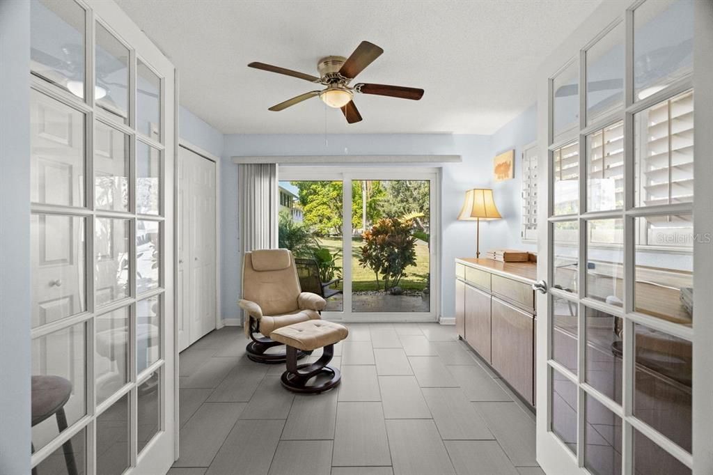 For Sale: $309,900 (2 beds, 2 baths, 1490 Square Feet)