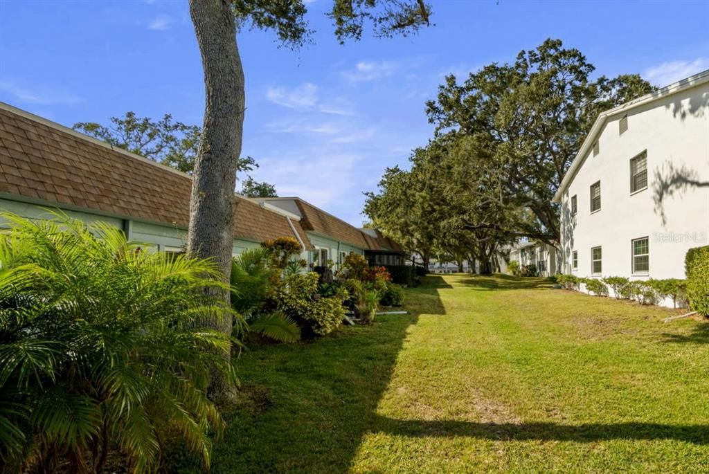 For Sale: $309,900 (2 beds, 2 baths, 1490 Square Feet)