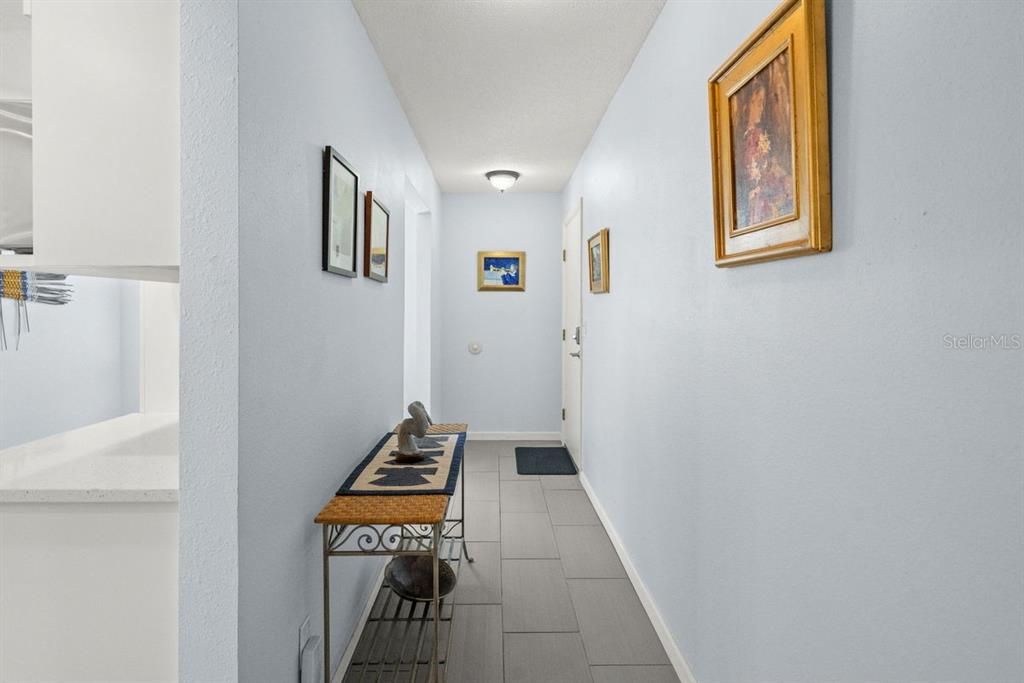 For Sale: $309,900 (2 beds, 2 baths, 1490 Square Feet)