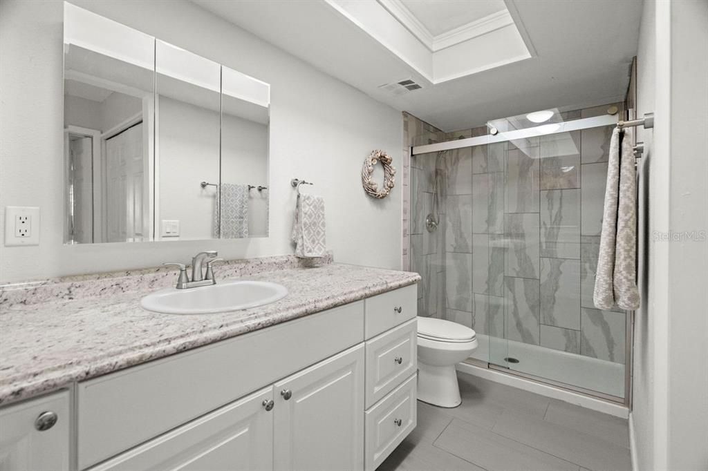 For Sale: $309,900 (2 beds, 2 baths, 1490 Square Feet)