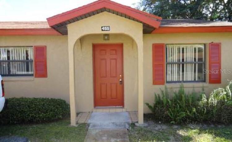 For Rent: $1,100 (2 beds, 1 baths, 810 Square Feet)