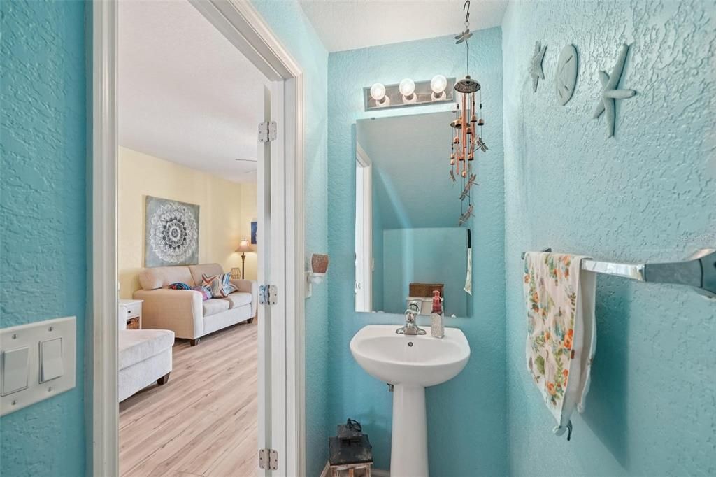 For Sale: $172,000 (2 beds, 2 baths, 1134 Square Feet)