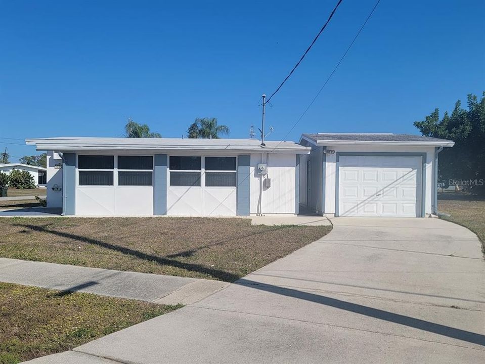 В аренду: $1,600 (2 спален, 2 ванн, 1122 Квадратных фут)