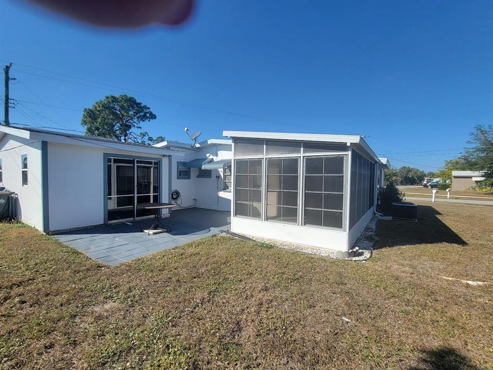 В аренду: $1,600 (2 спален, 2 ванн, 1122 Квадратных фут)