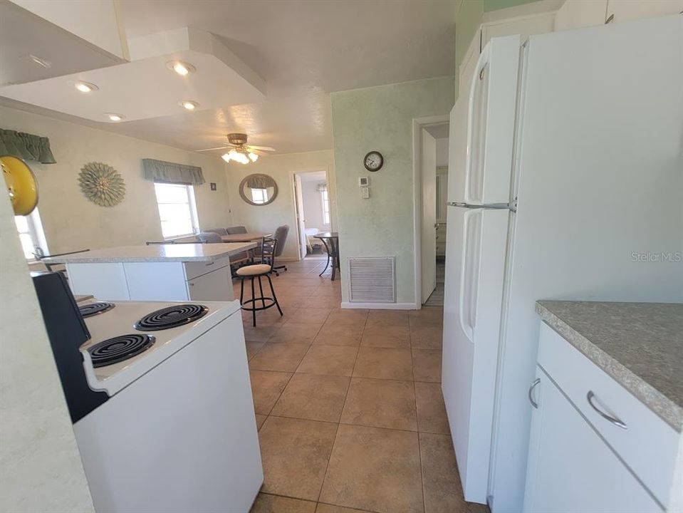 В аренду: $1,600 (2 спален, 2 ванн, 1122 Квадратных фут)