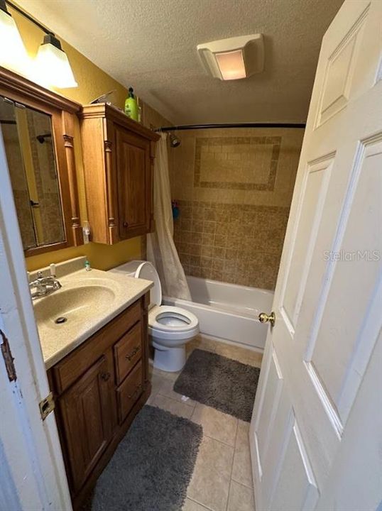 For Sale: $295,000 (3 beds, 1 baths, 1474 Square Feet)