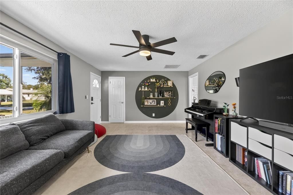 En Venta: $510,000 (3 camas, 2 baños, 1785 Pies cuadrados)