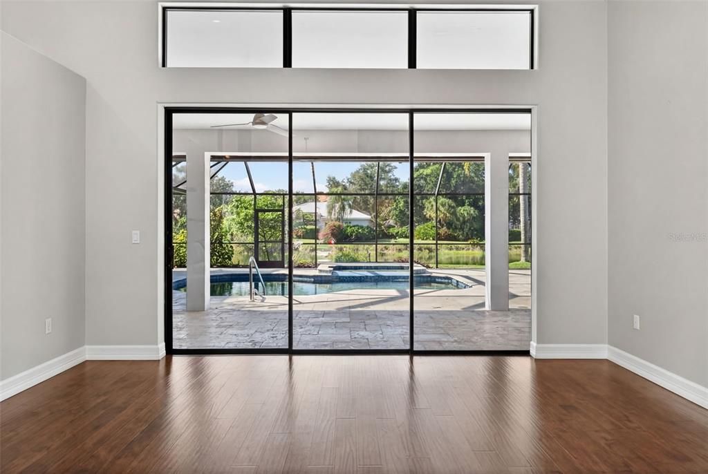 出租: $5,750 (3 贝兹, 3 浴室, 3168 平方英尺)