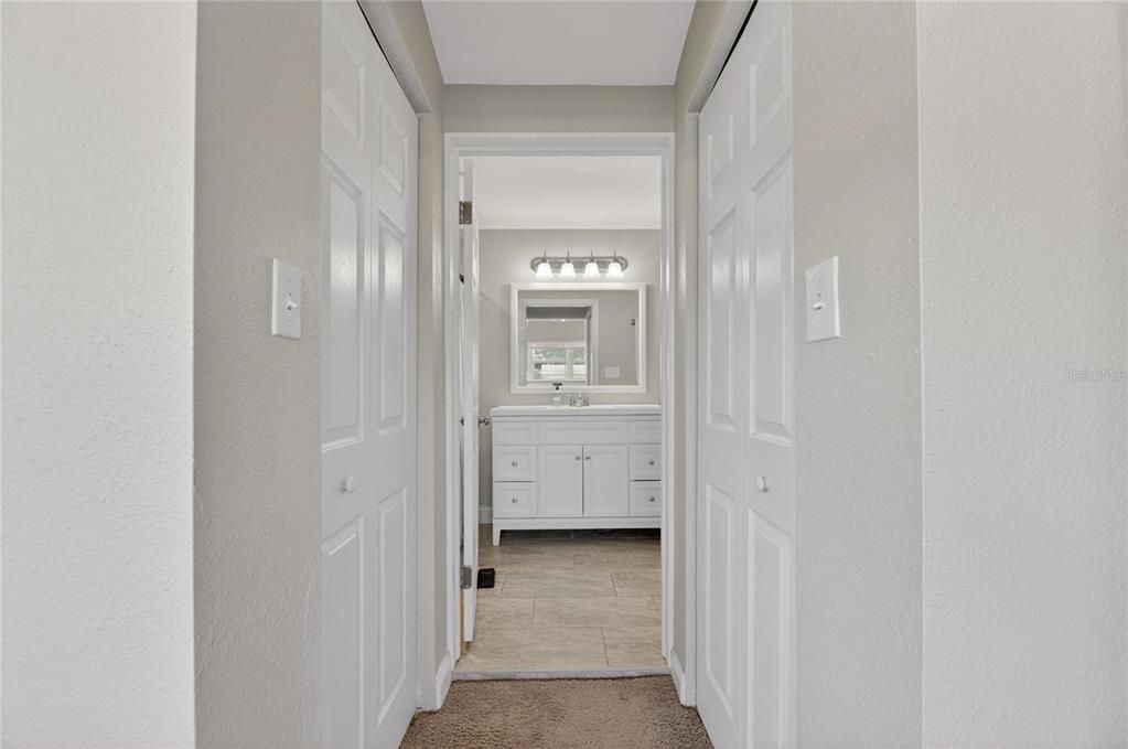 待售: $375,000 (3 贝兹, 2 浴室, 1230 平方英尺)