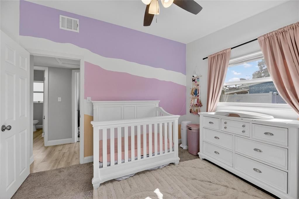 待售: $375,000 (3 贝兹, 2 浴室, 1230 平方英尺)