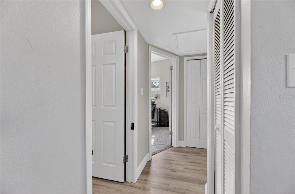 待售: $375,000 (3 贝兹, 2 浴室, 1230 平方英尺)