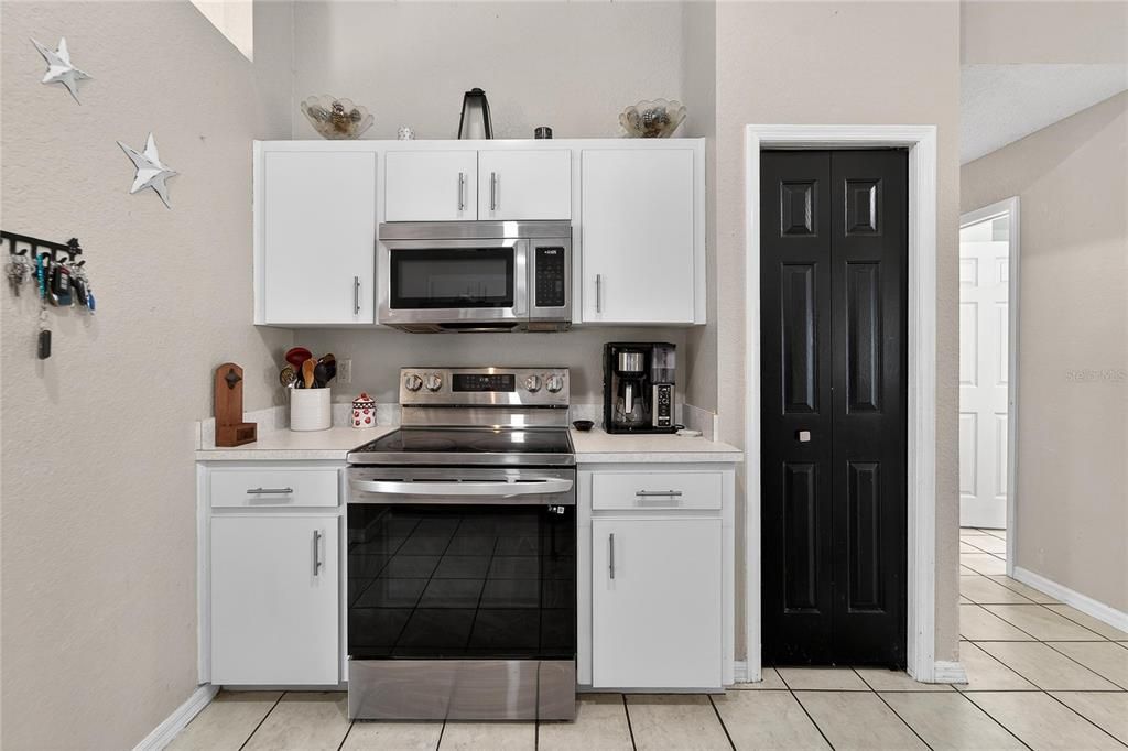 待售: $383,250 (3 贝兹, 2 浴室, 1750 平方英尺)