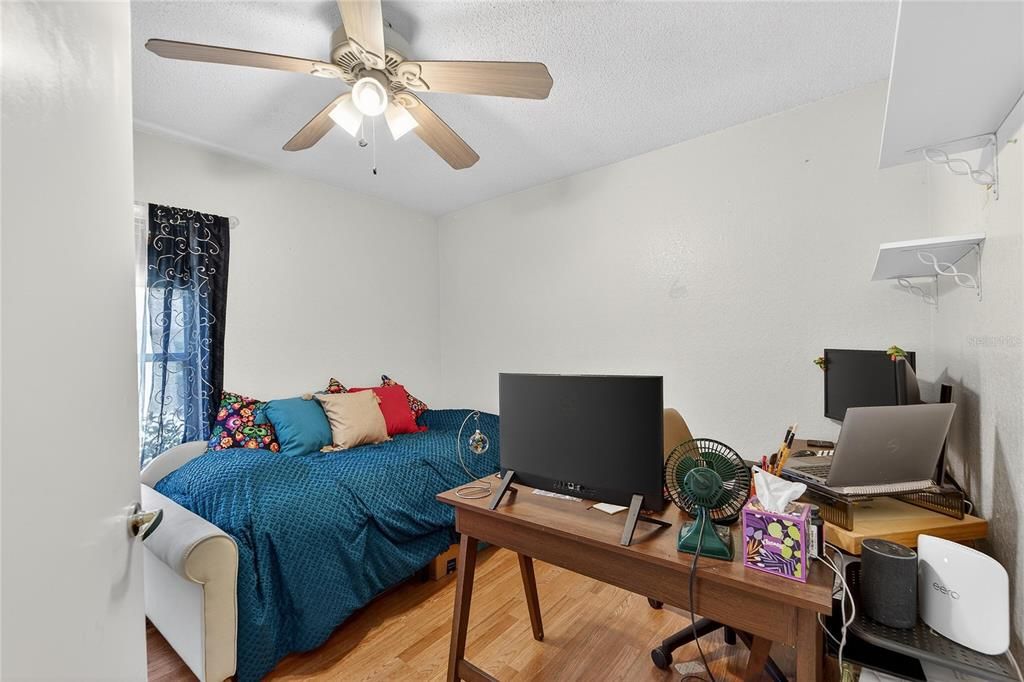 待售: $383,250 (3 贝兹, 2 浴室, 1750 平方英尺)