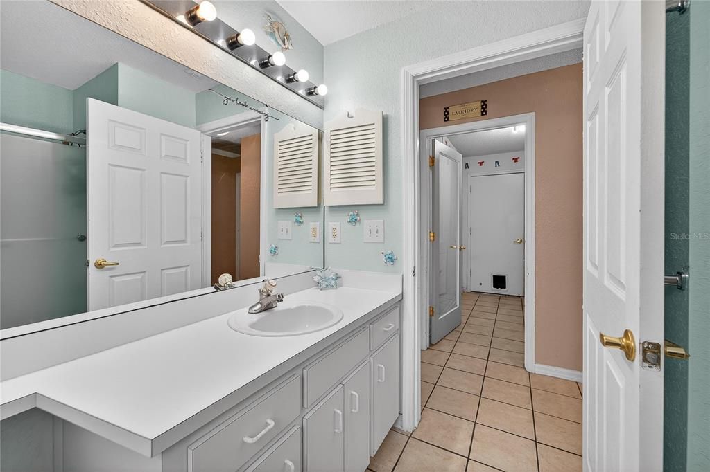 待售: $383,250 (3 贝兹, 2 浴室, 1750 平方英尺)