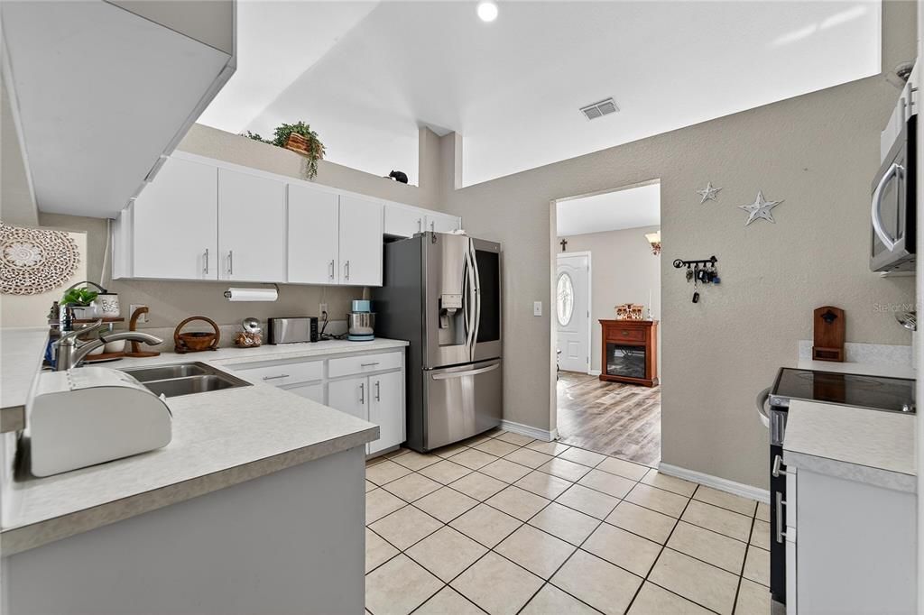 待售: $383,250 (3 贝兹, 2 浴室, 1750 平方英尺)