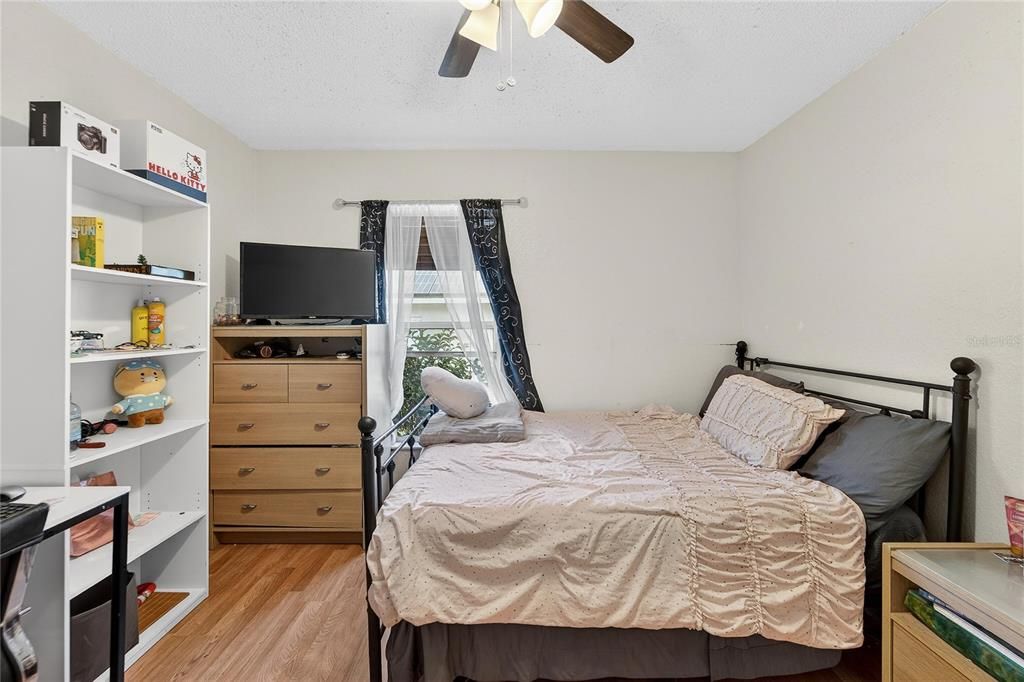 待售: $383,250 (3 贝兹, 2 浴室, 1750 平方英尺)