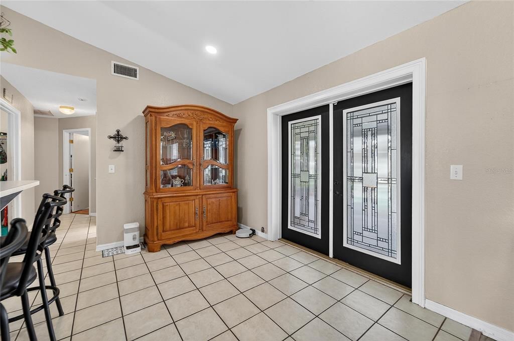 待售: $383,250 (3 贝兹, 2 浴室, 1750 平方英尺)