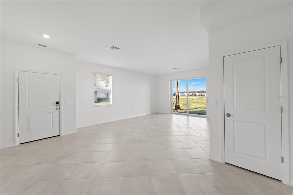 В аренду: $1,800 (3 спален, 2 ванн, 1871 Квадратных фут)