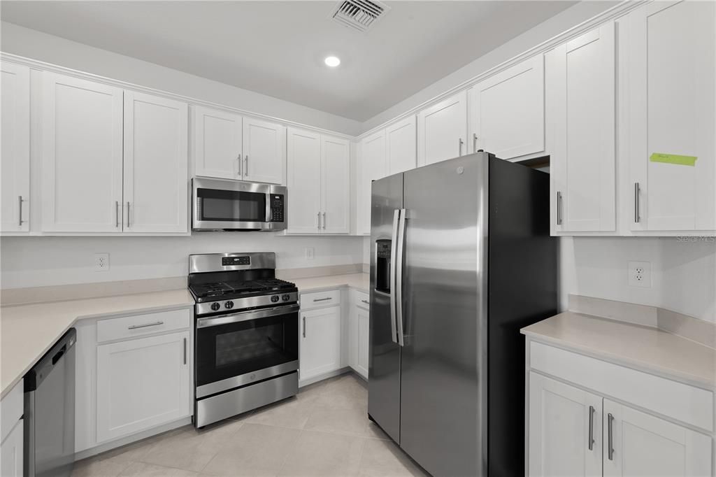 В аренду: $1,800 (3 спален, 2 ванн, 1871 Квадратных фут)