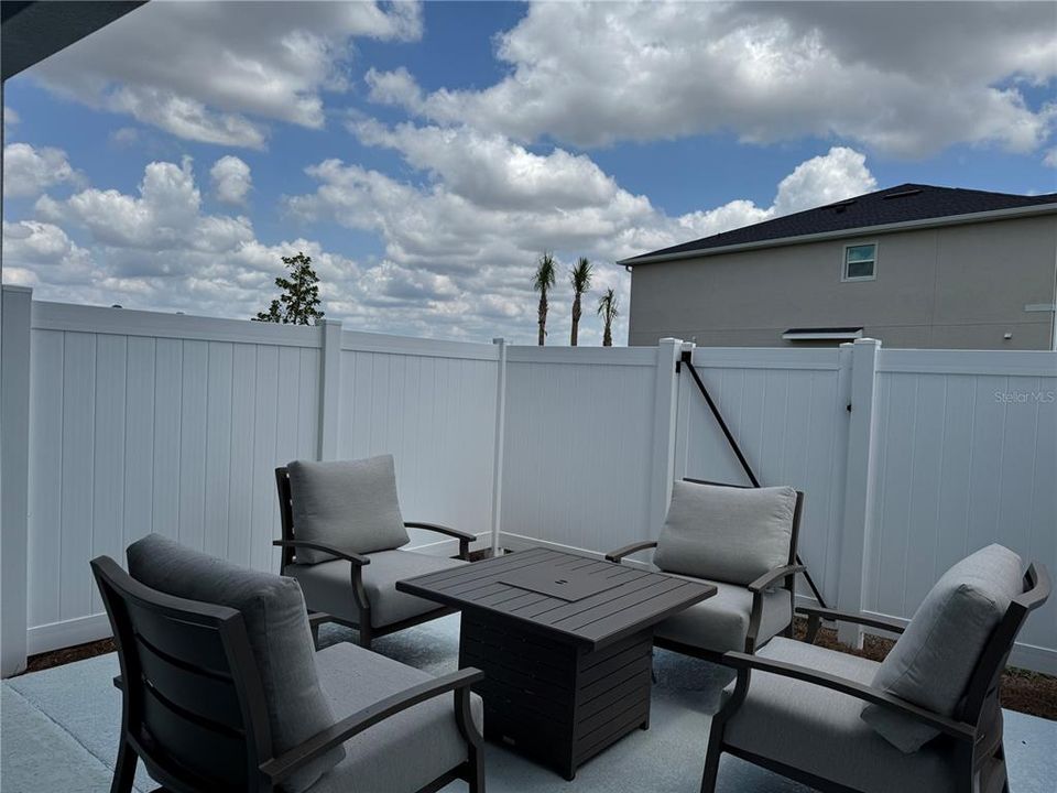 В аренду: $1,800 (3 спален, 2 ванн, 1871 Квадратных фут)