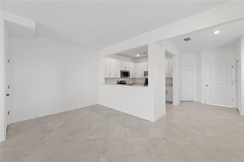 В аренду: $1,800 (3 спален, 2 ванн, 1871 Квадратных фут)