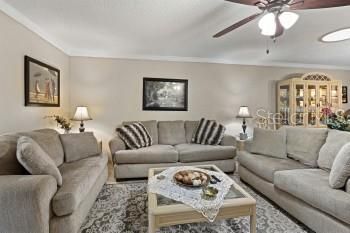 待售: $284,500 (2 贝兹, 2 浴室, 1400 平方英尺)