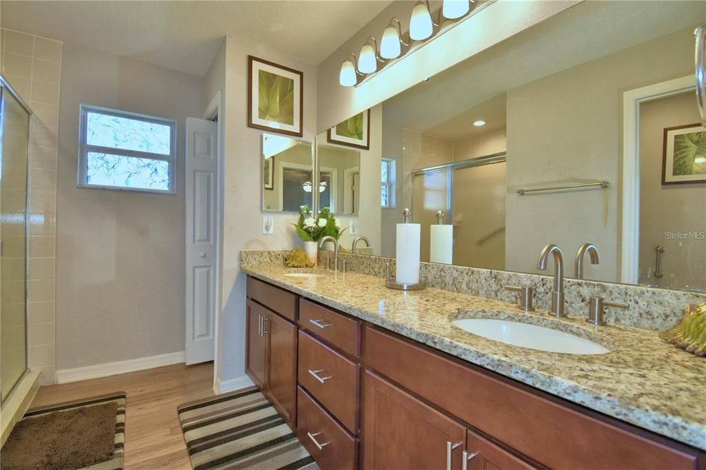 出租: $2,000 (3 贝兹, 2 浴室, 1513 平方英尺)