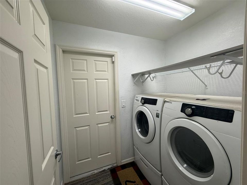 出租: $2,000 (3 贝兹, 2 浴室, 1513 平方英尺)