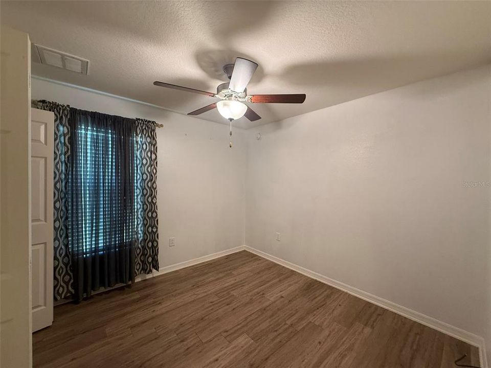 出租: $2,000 (3 贝兹, 2 浴室, 1513 平方英尺)