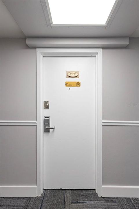 For Sale: $249,000 (3 beds, 3 baths, 1130 Square Feet)