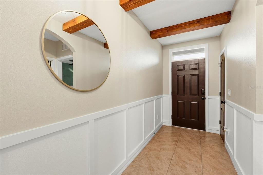 На продажу: $430,000 (4 спален, 2 ванн, 1851 Квадратных фут)