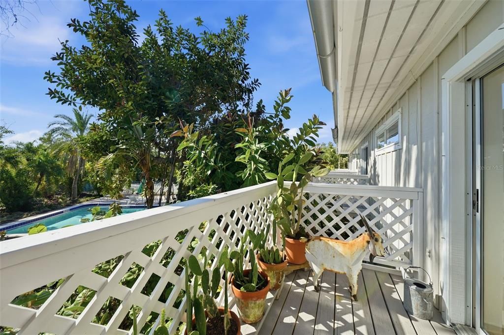 В аренду: $10,000 (4 спален, 3 ванн, 2600 Квадратных фут)