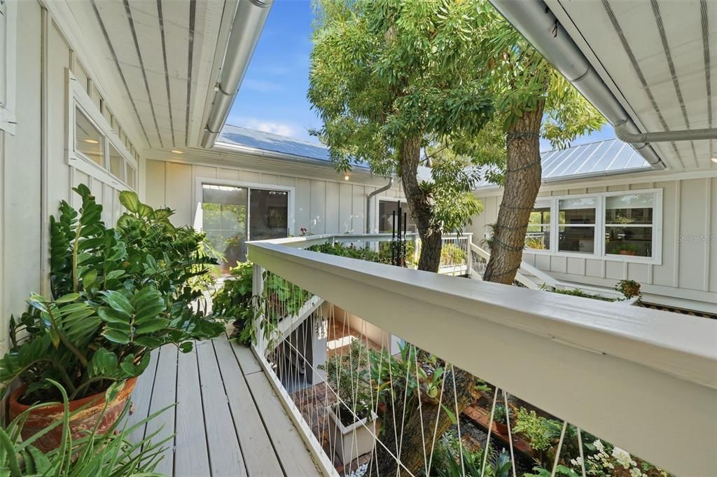 В аренду: $10,000 (4 спален, 3 ванн, 2600 Квадратных фут)