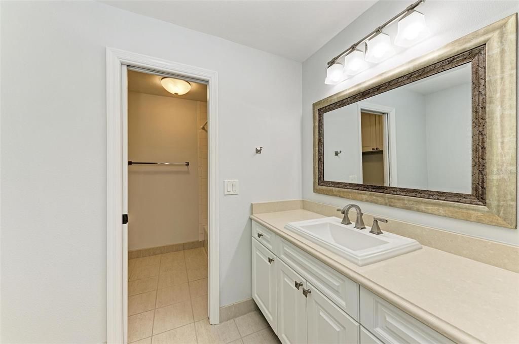 出租: $3,550 (3 贝兹, 2 浴室, 1833 平方英尺)