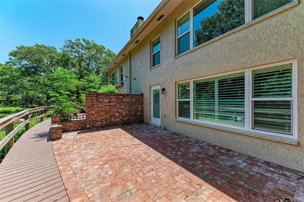 出租: $3,550 (3 贝兹, 2 浴室, 1833 平方英尺)