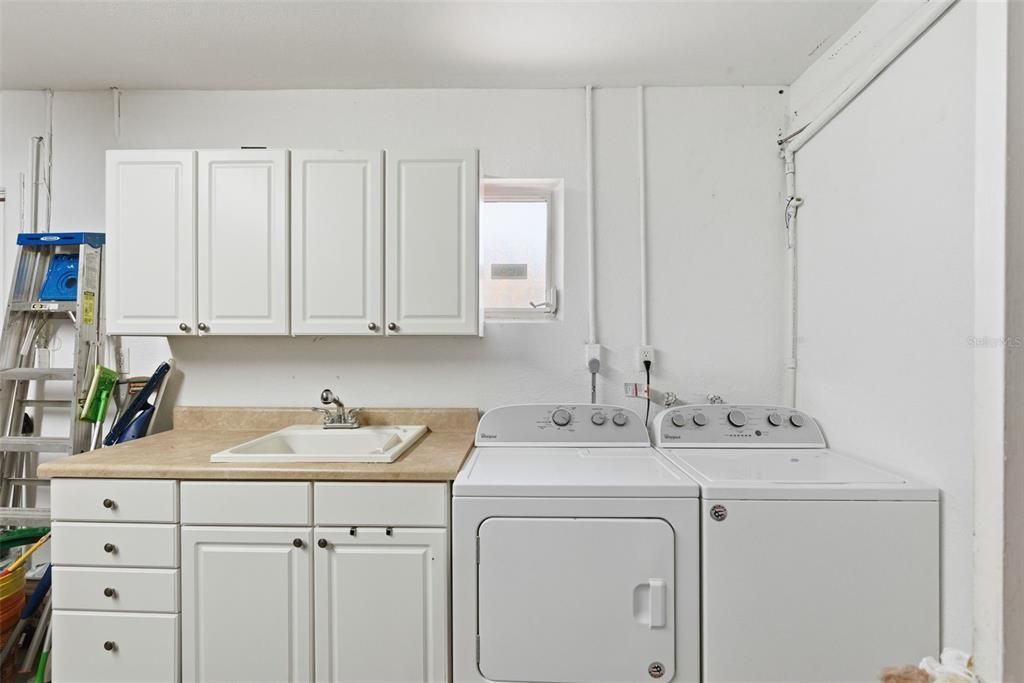 En Renta: $2,800 (3 camas, 2 baños, 1394 Pies cuadrados)