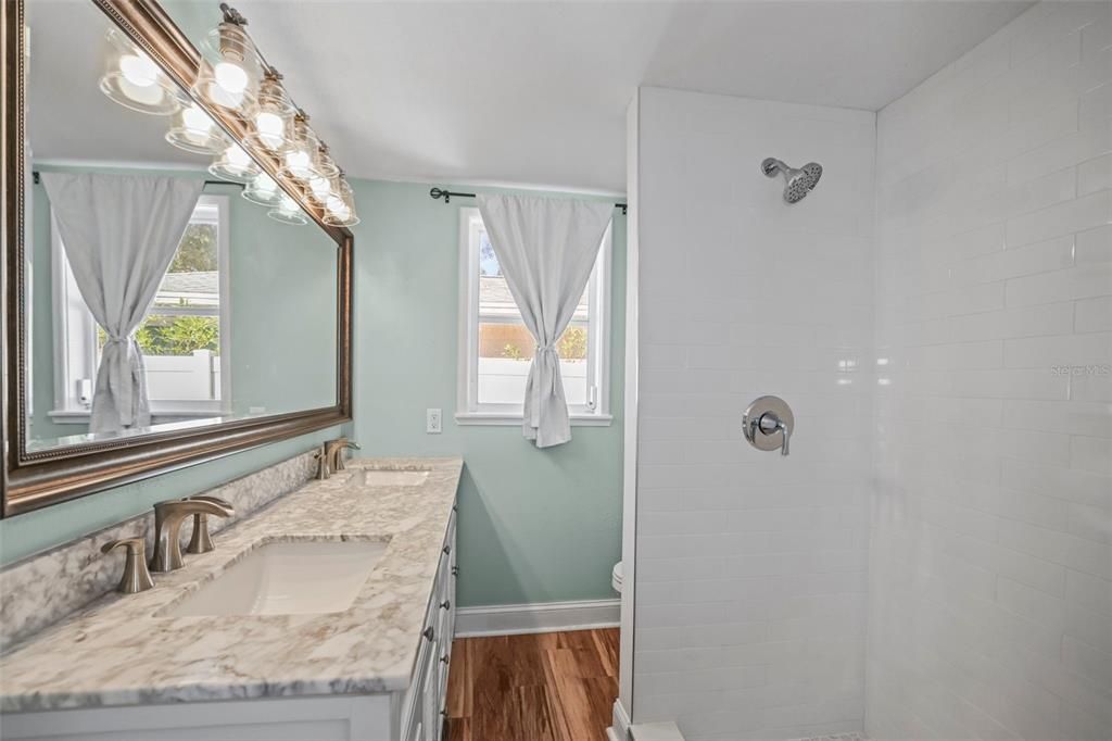 En Venta: $325,000 (2 camas, 1 baños, 872 Pies cuadrados)