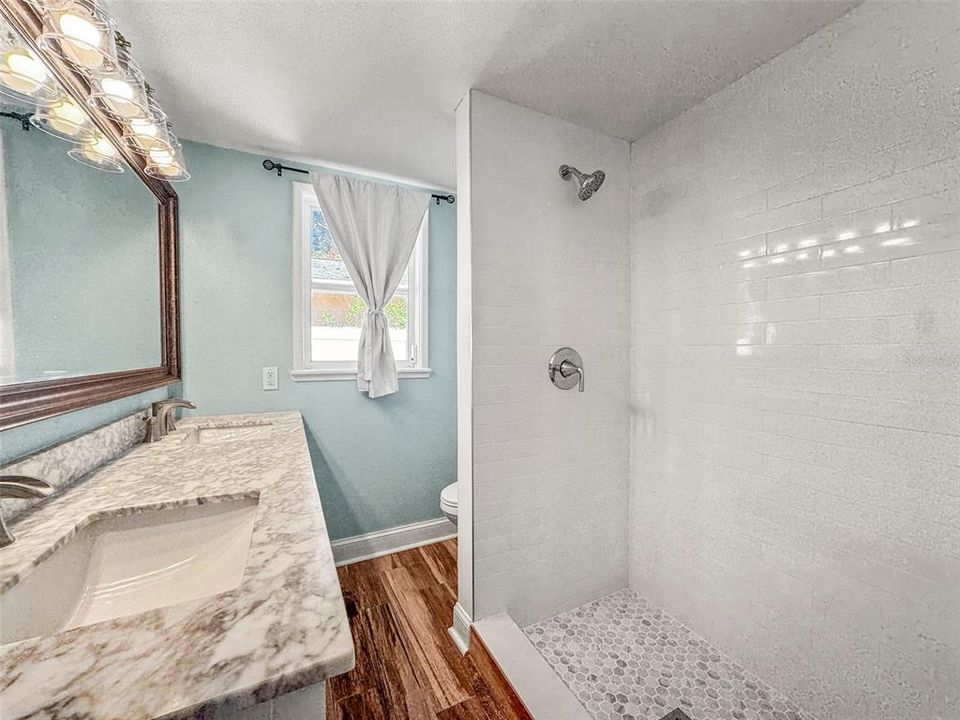 En Venta: $325,000 (2 camas, 1 baños, 872 Pies cuadrados)