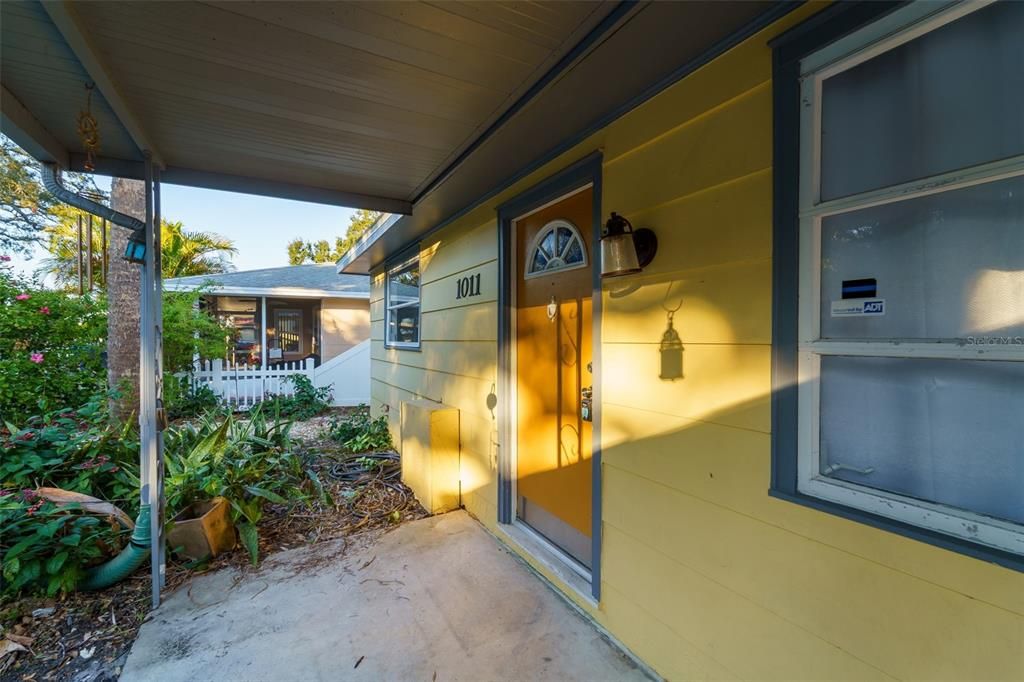 En Venta: $325,000 (2 camas, 1 baños, 872 Pies cuadrados)