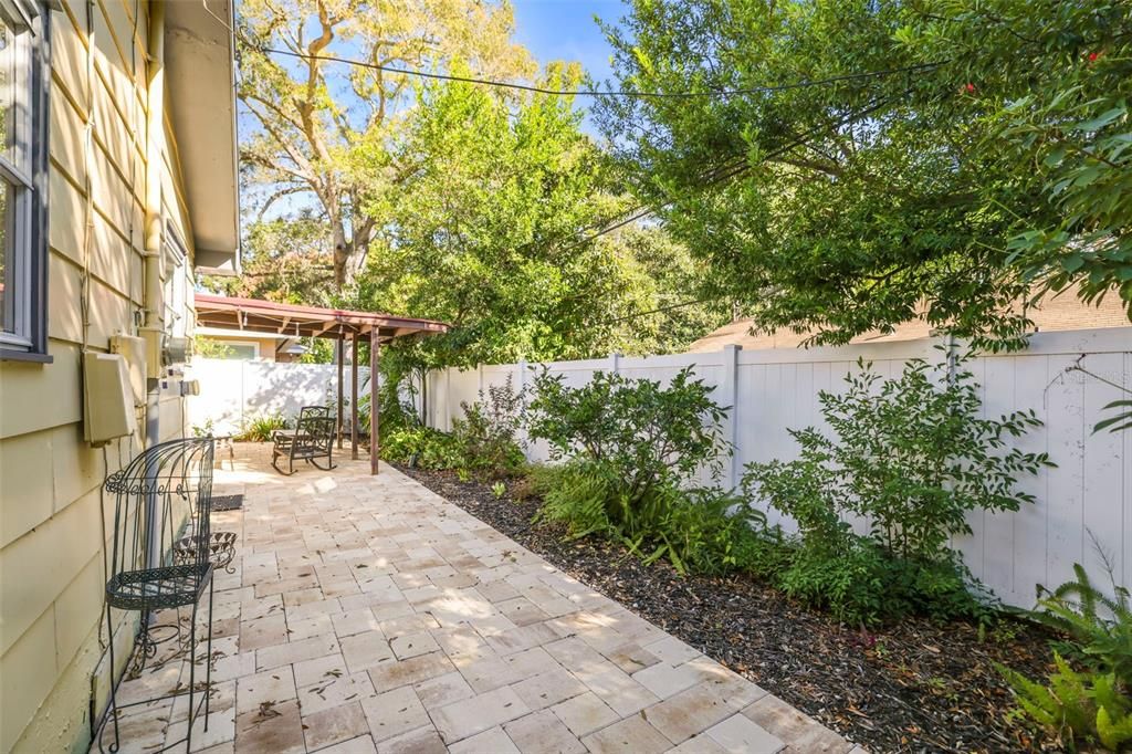 En Venta: $325,000 (2 camas, 1 baños, 872 Pies cuadrados)