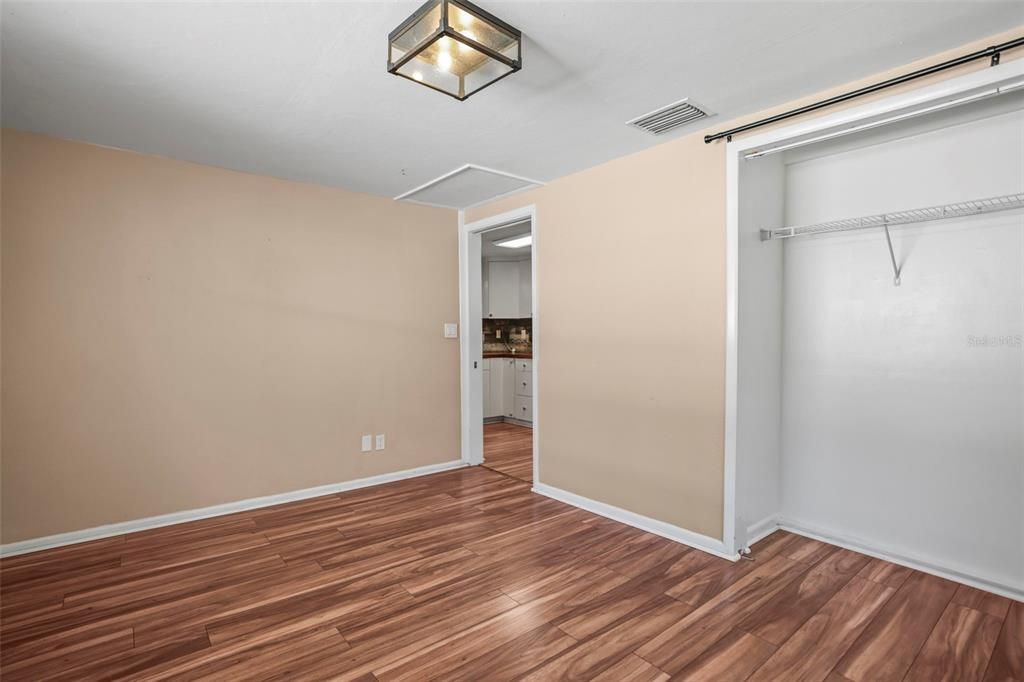 En Venta: $325,000 (2 camas, 1 baños, 872 Pies cuadrados)