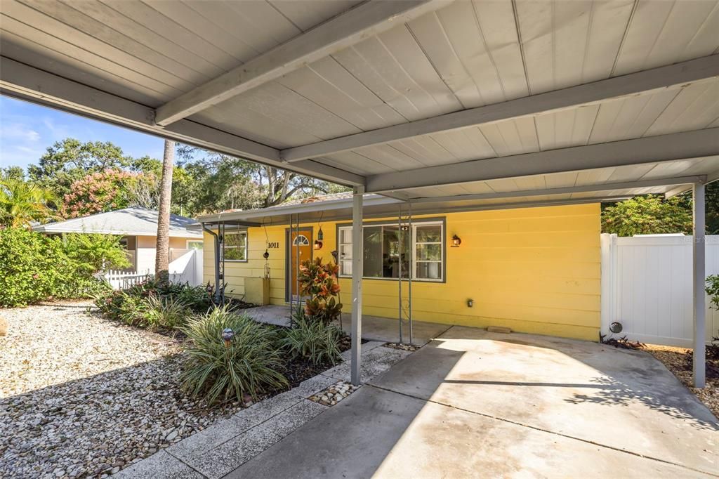 En Venta: $325,000 (2 camas, 1 baños, 872 Pies cuadrados)