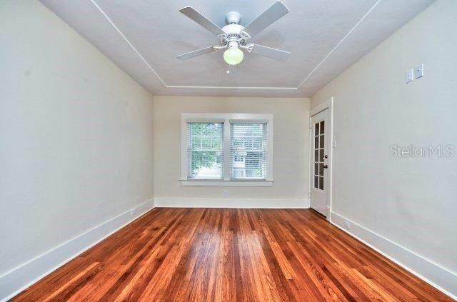 出租: $2,065 (1 贝兹, 1 浴室, 744 平方英尺)