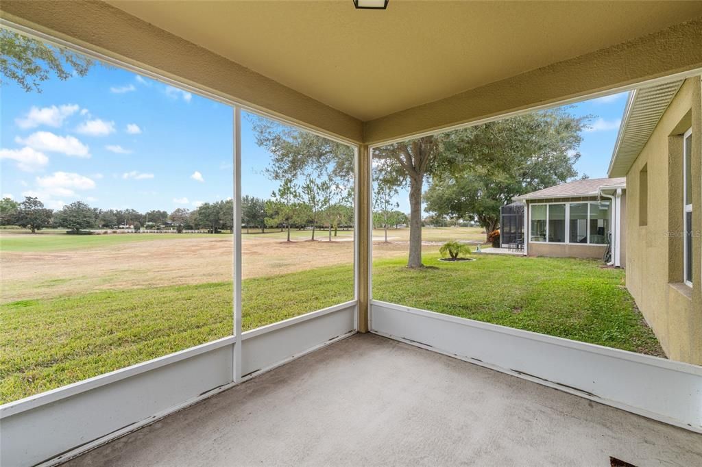 For Sale: $300,000 (2 beds, 2 baths, 1772 Square Feet)