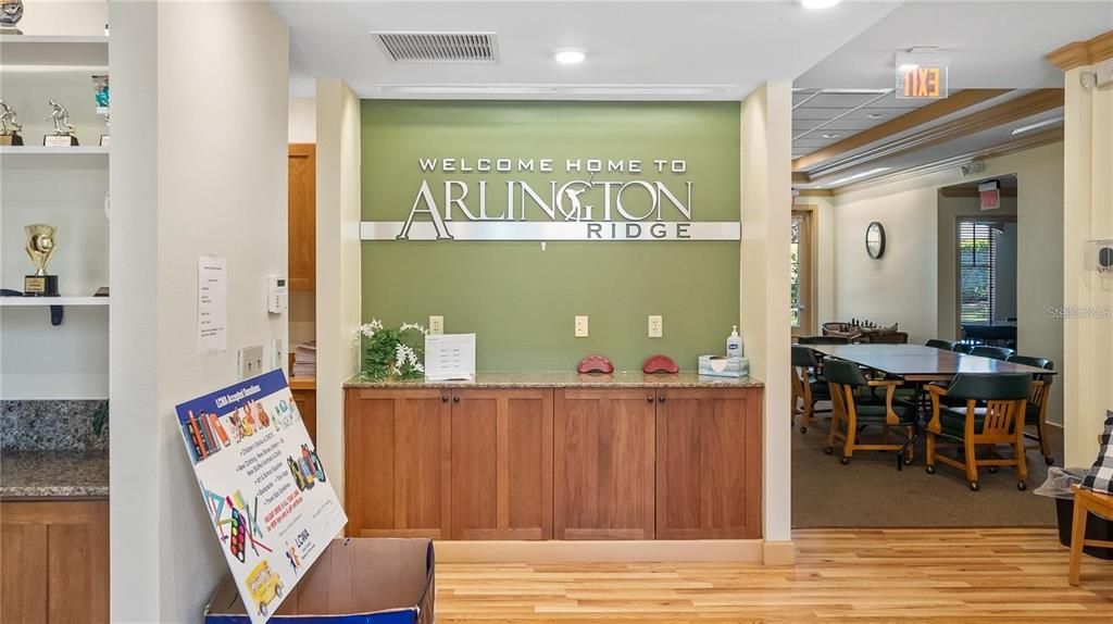 For Sale: $300,000 (2 beds, 2 baths, 1772 Square Feet)